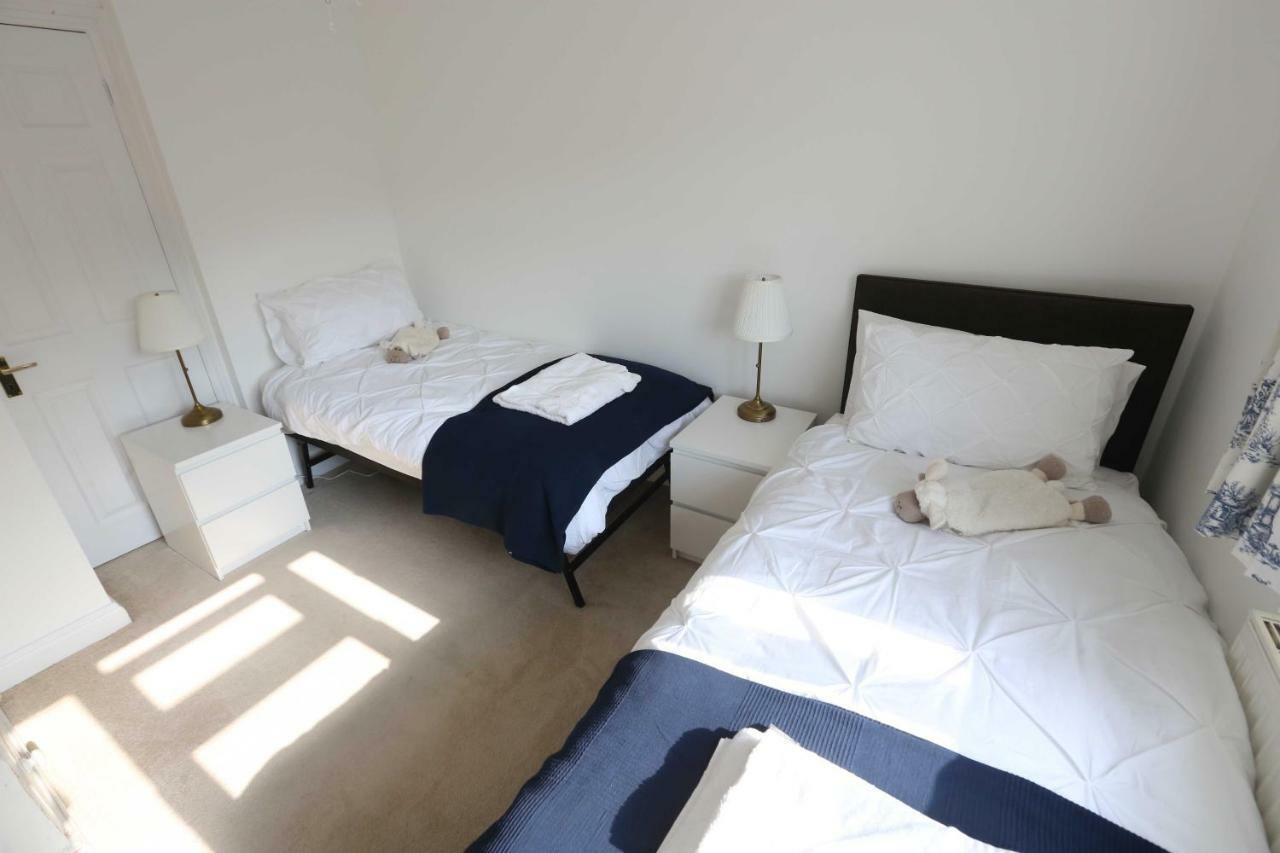 Апартаменты 4A Dolphin Close Лайм-Реджис Экстерьер фото